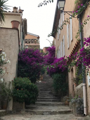 Charmante maison au cœur du village médiéval